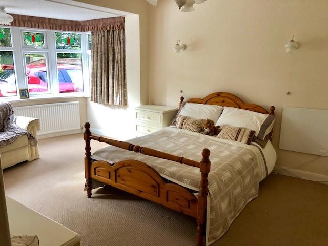 BEDROOM 1 (FRONT)